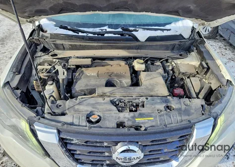 2017 Nissan Pathfinder S z USA, uszkodzony, nr VIN 5N1DR2MM7HC635299